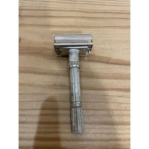 1962 Vintage Gillette Slim Adjustable 1-9 TTO Safety Razor Dated H-1 Working VTG